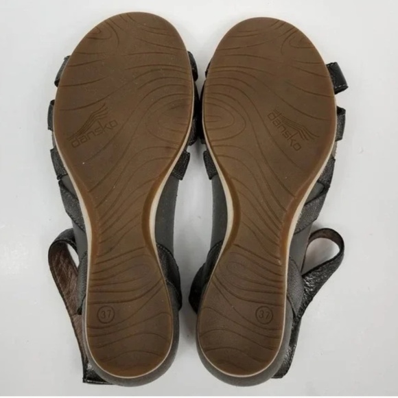 Dansko Veruca Leather Metallic Strappy Sandals (Size: 37) - Picture 8 of 9